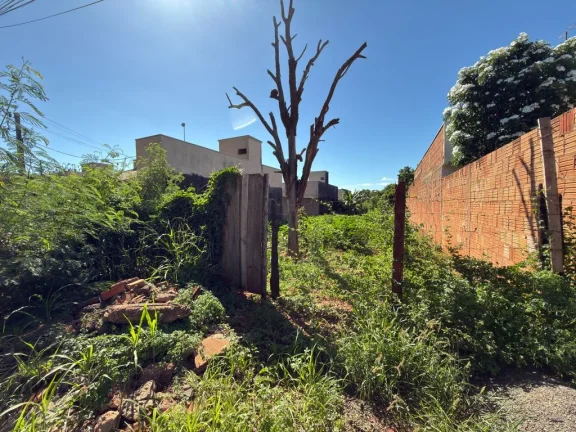 Imagem SUPER OPORTUNIDADE – Terreno em Região de Forte Expansão