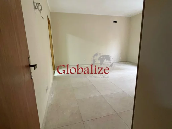 Imagem Apartamento à venda com 300m², 4 qurtos, 1 suíte, dependência, vista mar por R$1.320.000,00 no Gonzaga em Santos