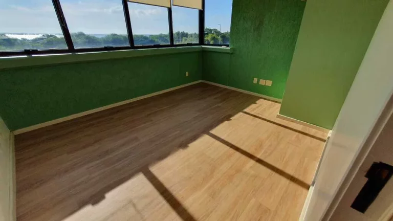 Imagem Sala para venda no bairro Menino Deus em Porto Alegre