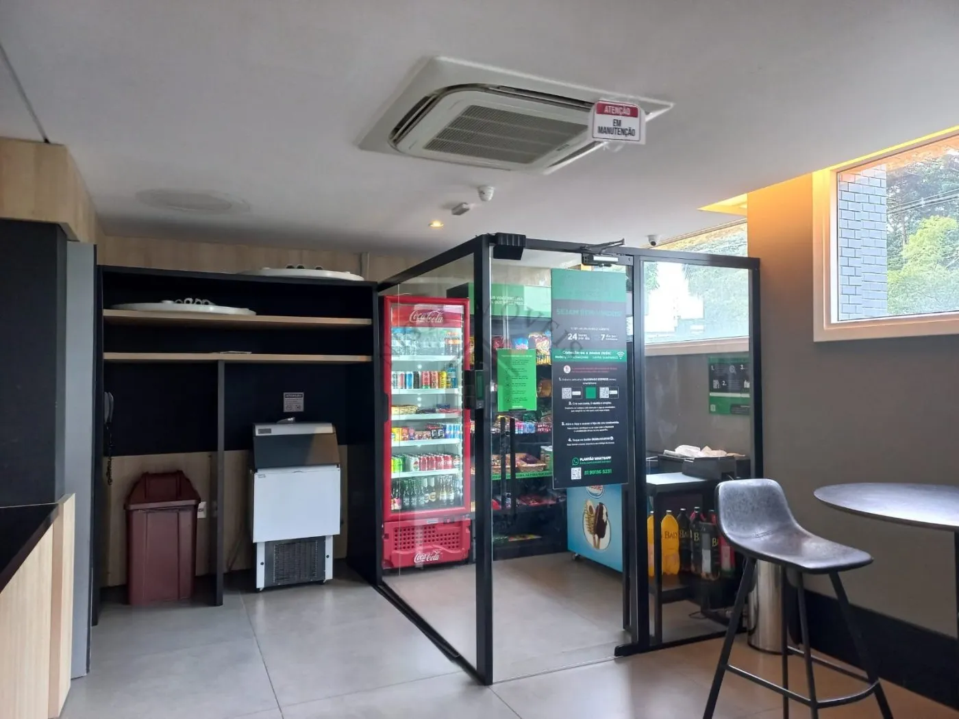 Imagem Apartamento 3 quartos para Venda no bairro Jardim Lindóia em Porto Alegre
