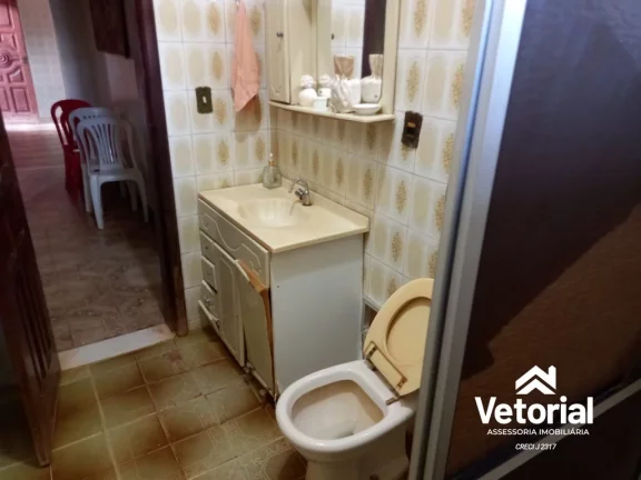 Imagem Casa com 6 dormitórios no Bairro JK - Barreiras-BA