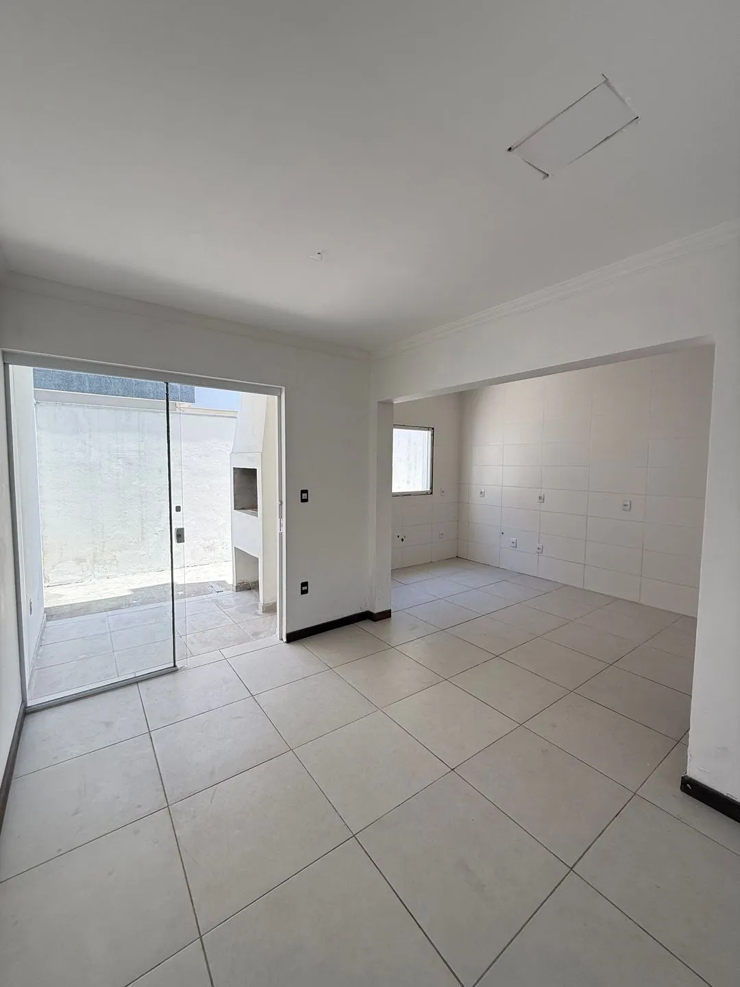 Imagem Casa à venda em Porto Alegre, Camaquã, com 3 quartos, 230m2