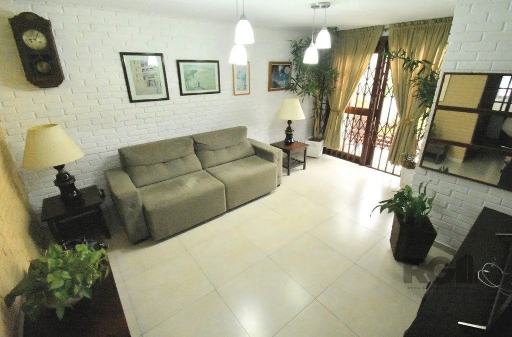 Imagem CASA - 5 dorms. - 3 vagas - 290 m² - MENINO DEUS