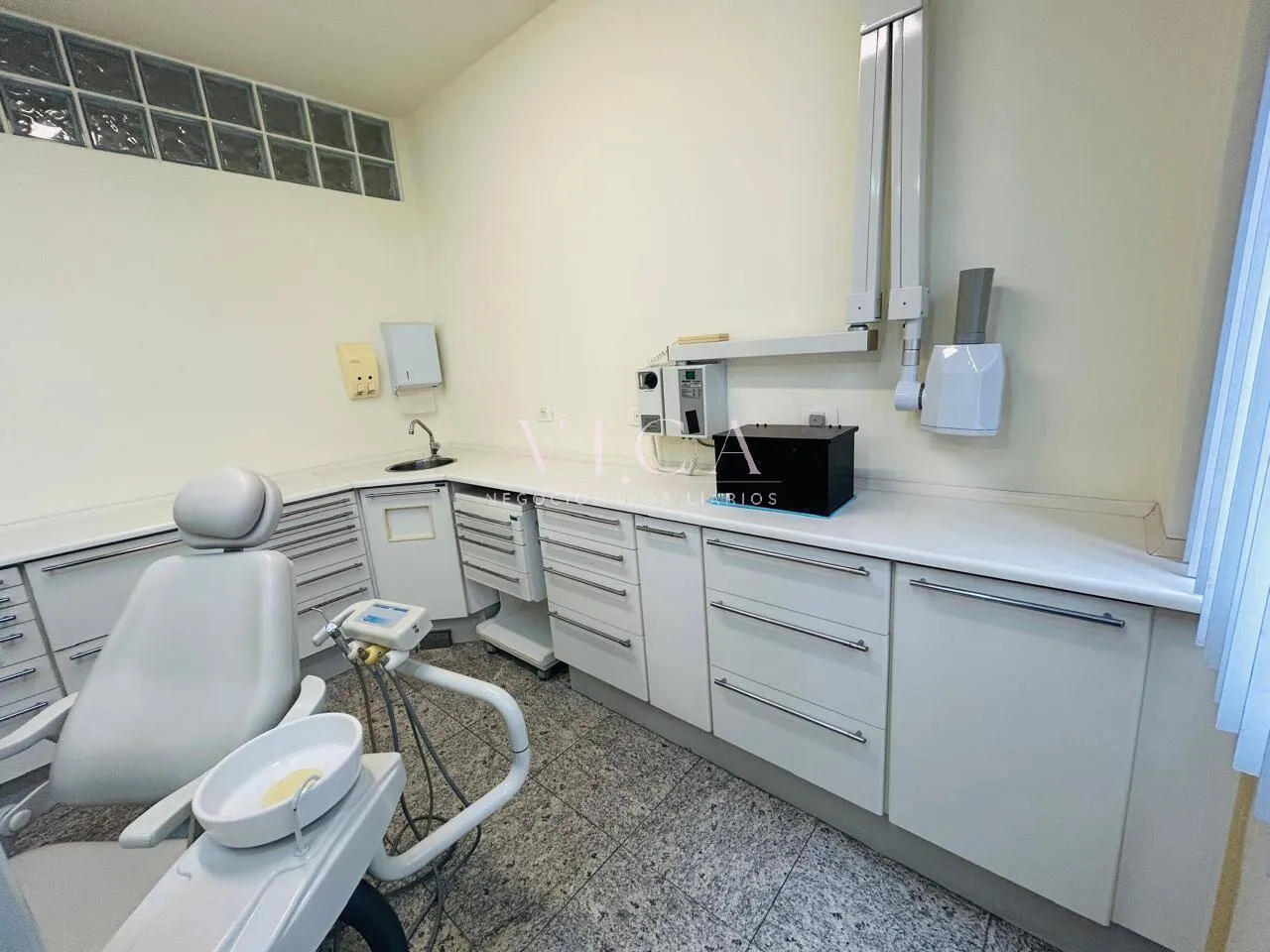 Imagem Venda de Consultório Dentário 35m² para venda R$ 300.001,- Alphaville/SP