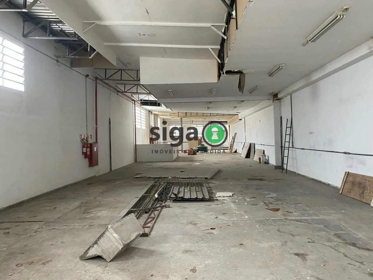Imagem GALPÃO COMERCIAL PARA VENDA E LOCAÇÃO, 1.032 m² - CIDADE ADEMAR ZONEAMENTO ZEIS-I