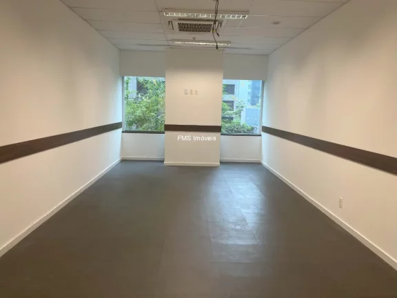 Imagem Conjunto Comercial de Alto Padrão na Vila Olímpia, São Paulo-SP: 46 Vagas de Garagem, 1.507m² de Área!