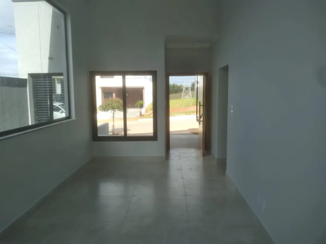 Imagem Imperdível oportunidade de adquirir casa em condomínio com 3 quartos, 1 suíte e 4 vagas de garagem no Wanel Ville, Sorocaba-SP