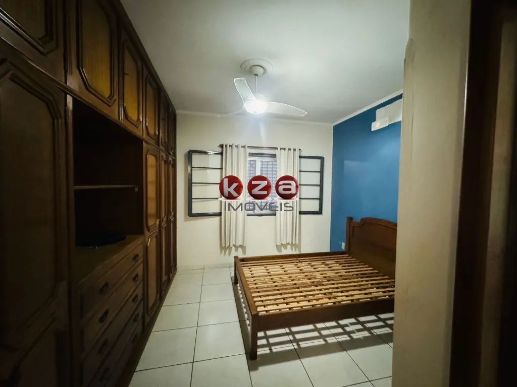 Imagem Imperdível Casa Comercial à Venda em Valinhos-SP, Bairro Jardim Bela Vista! 3 Quartos, 2 Suítes, 2 Salas, 4 Banheiros, 4 Vagas, 230m²!
