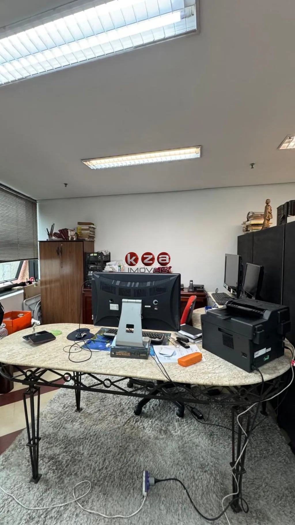 Imagem Sala comercial com 85 metros no Edificio Banco América do Sul, em Campinas-SP, 2 salas, 2 banheiros, 2 vagas.