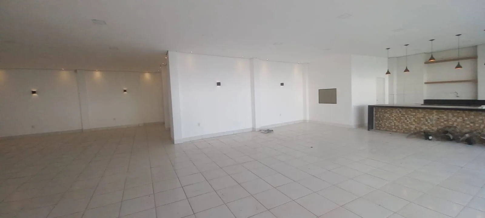 Imagem Casa comercial 3 andares 8 quartos salão comercial anexo de 200 m²