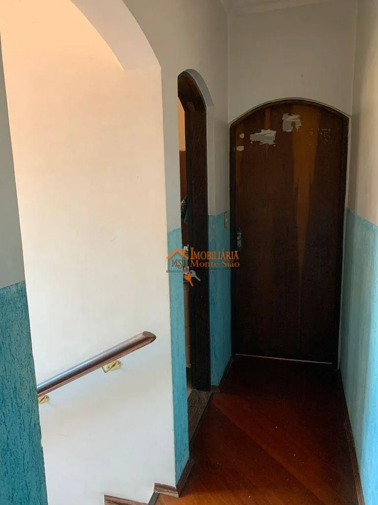 Imagem Sobrado com 6 dormitórios à venda, 200 m² por R$ 795.000,00 - Jardim Santa Bárbara - Guarulhos/SP