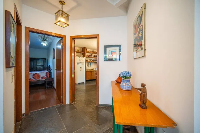 Imagem Casa 5 suítes à venda, 756 m² por R$ 2.300.000 - Chácara Eliana - Cotia/SP