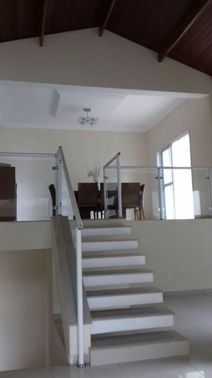 Imagem Casa à venda 3 Quartos, 3 Suites, 2 Vagas, 744.44M², Portal das Colinas, Guaratinguetá - SP