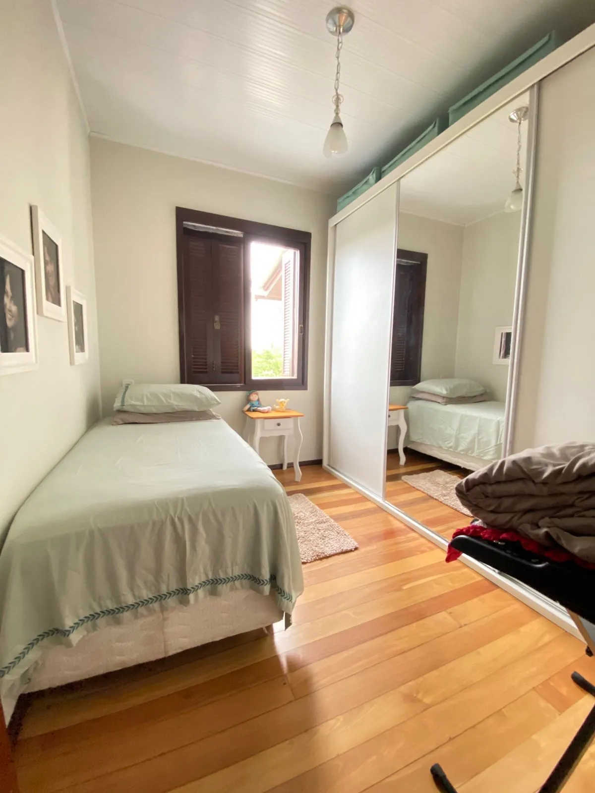 Imagem Casa Residencial à Venda em Porto Alegre