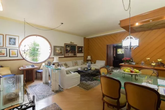 Imagem Vende-se lindo e espaçoso sobrado no Planalto Paulista para uso comercial ou residencial!!