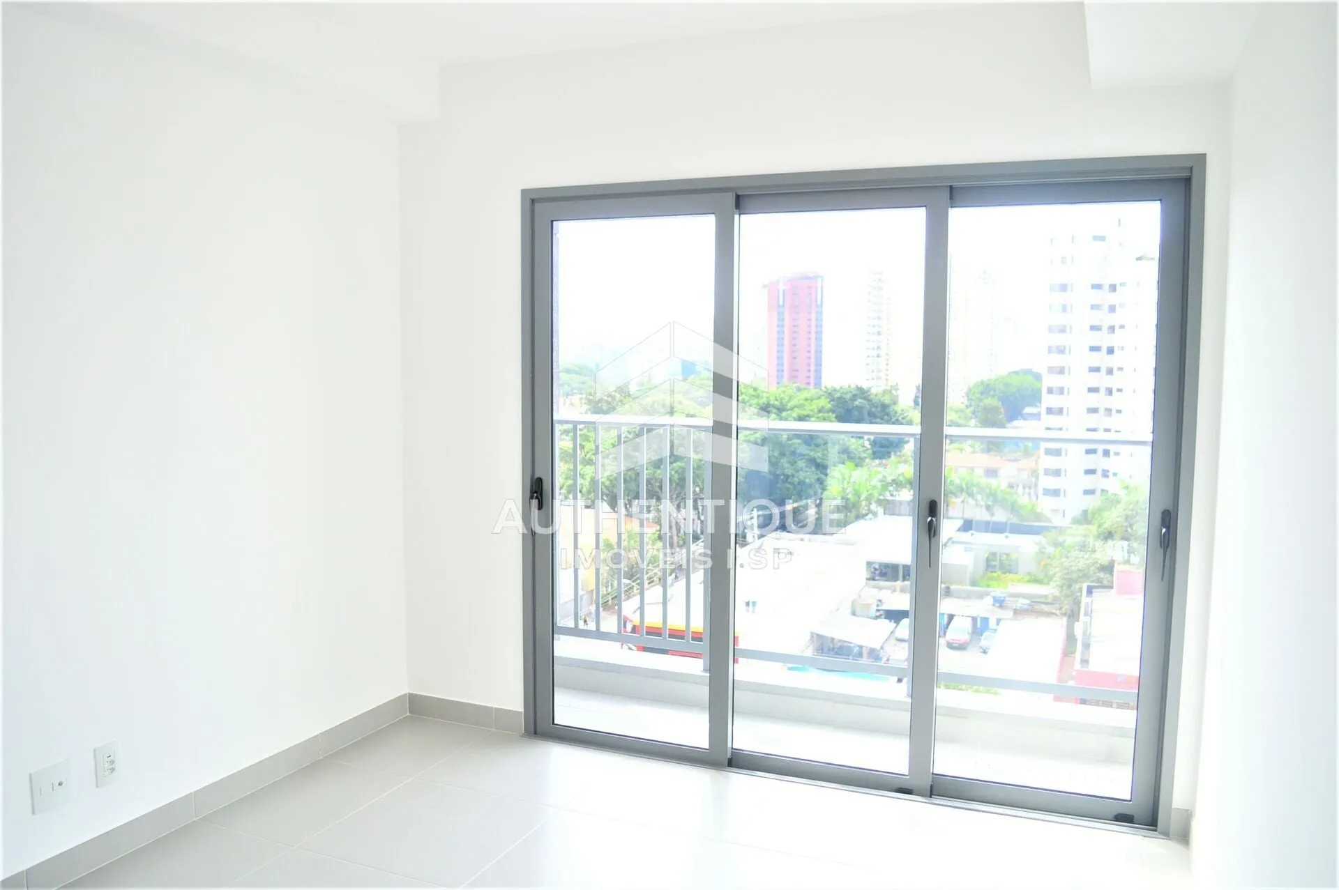Imagem Z COTOVIA MOEMA - Apartamento à venda em São Paulo/SP