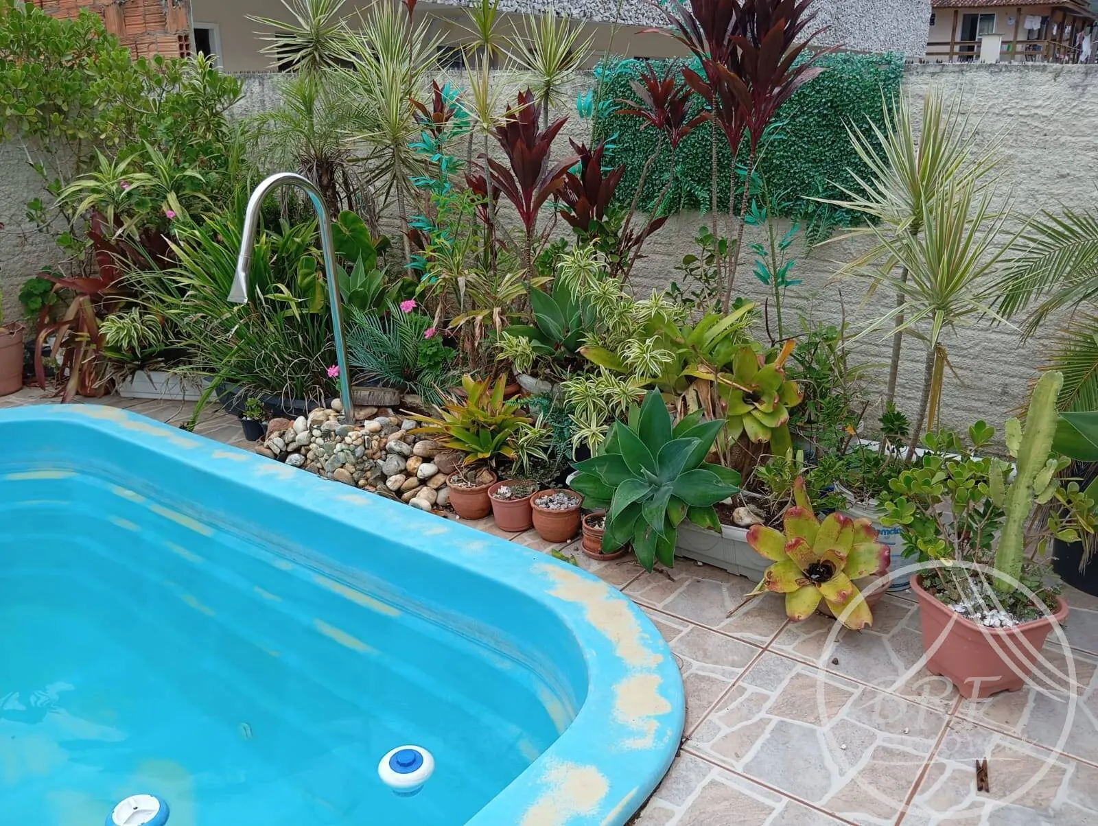 Imagem Excelente Casa 3 Dormitórios/Suíte c/ Piscina + Loft nos Ingleses