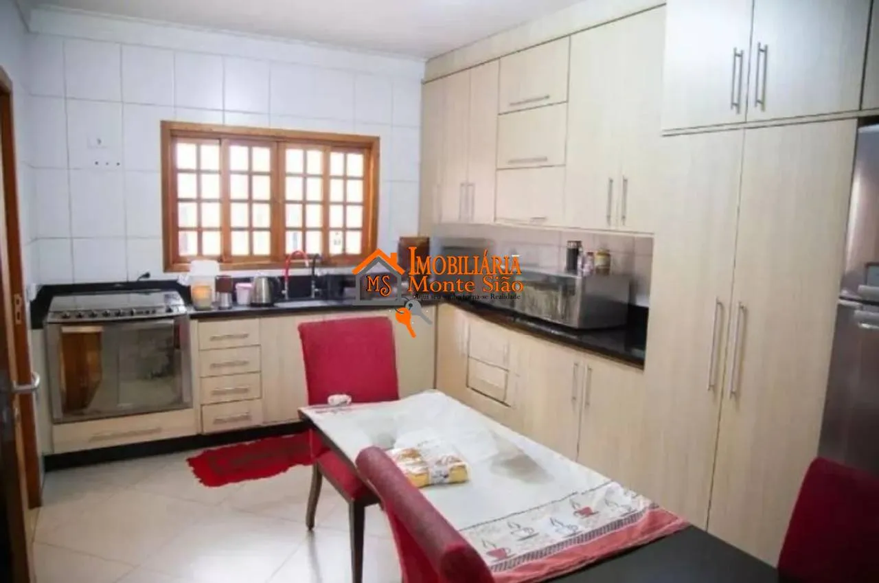 Imagem Sobrado com 4 dormitórios à venda, 300 m² por R$ 1.590.000 - Vila Augusta - Guarulhos/SP