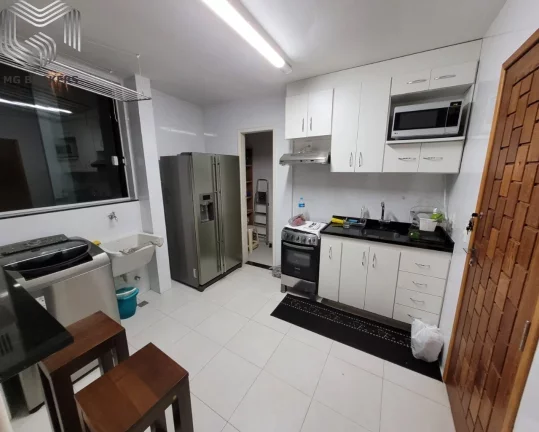 Imagem Apartamento à venda no Maracanã, Rio de Janeiro-RJ: 2 quartos, 1 suíte, 2 salas, 1 vaga, 81m² de área. Venha conferir!