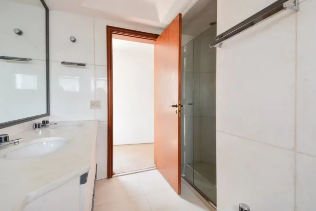 Imagem Apartamento à venda em São Paulo, Pacaembu, com 4 quartos, 274m2