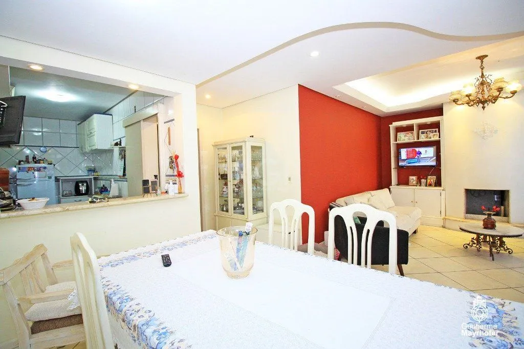 Imagem Casa para Venda - 130m², 3 dormitórios, sendo 1 suites, 4 vagas - Sarandi