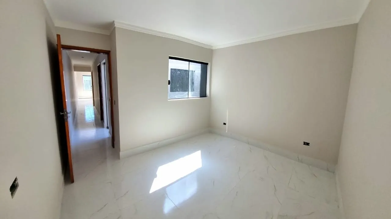 Imagem Excelente casa no Jardim Paulista, Zona Norte de Sorocaba |150,00 m² de terreno | 2 dormitórios | Sala e cozinha com pé-direito alto | Vaga de Garagem