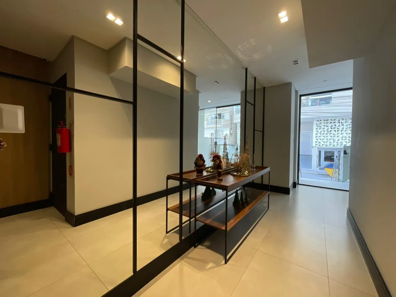 Imagem Apartamento à venda com 98.8m2 por R$ 2.130.000,00