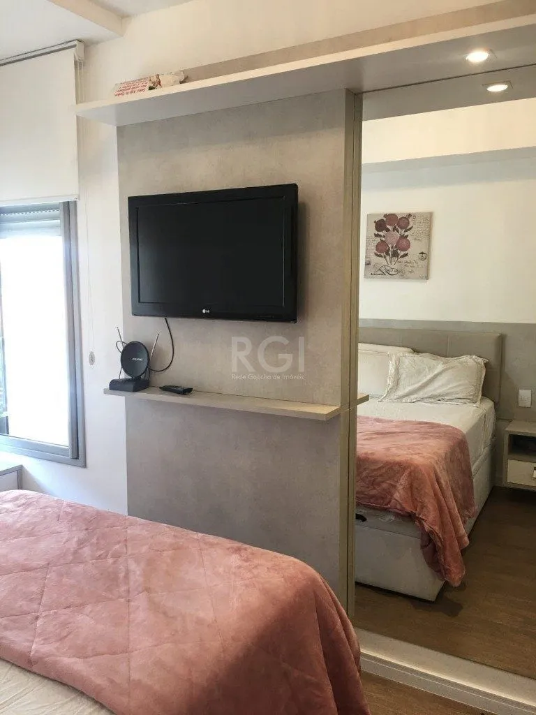 Imagem Apartamento para Venda - 48.32m², 1 dormitório, 1 vaga - Petrópolis