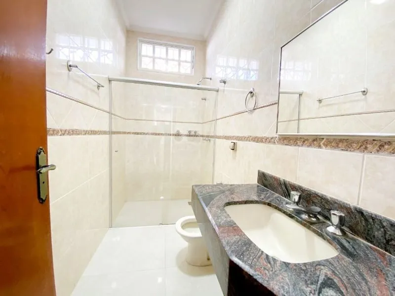 Imagem Casa à venda em Franca, São José, com 4 quartos, 260m2