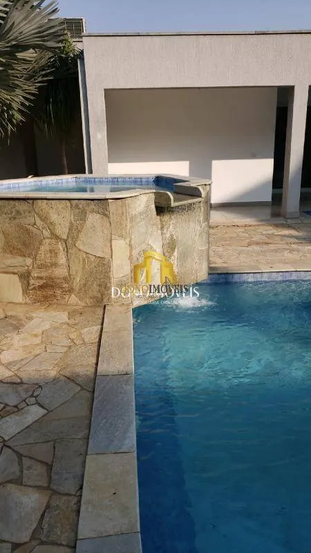Imagem Casa térrea 4 suítes piscina aquecida Parque Anchieta SBC alto padrão