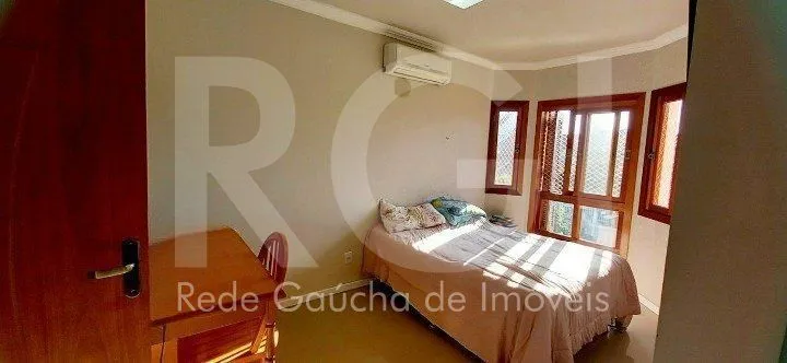Imagem Casa 3 dormitórios à venda Espírito Santo Porto Alegre/RS