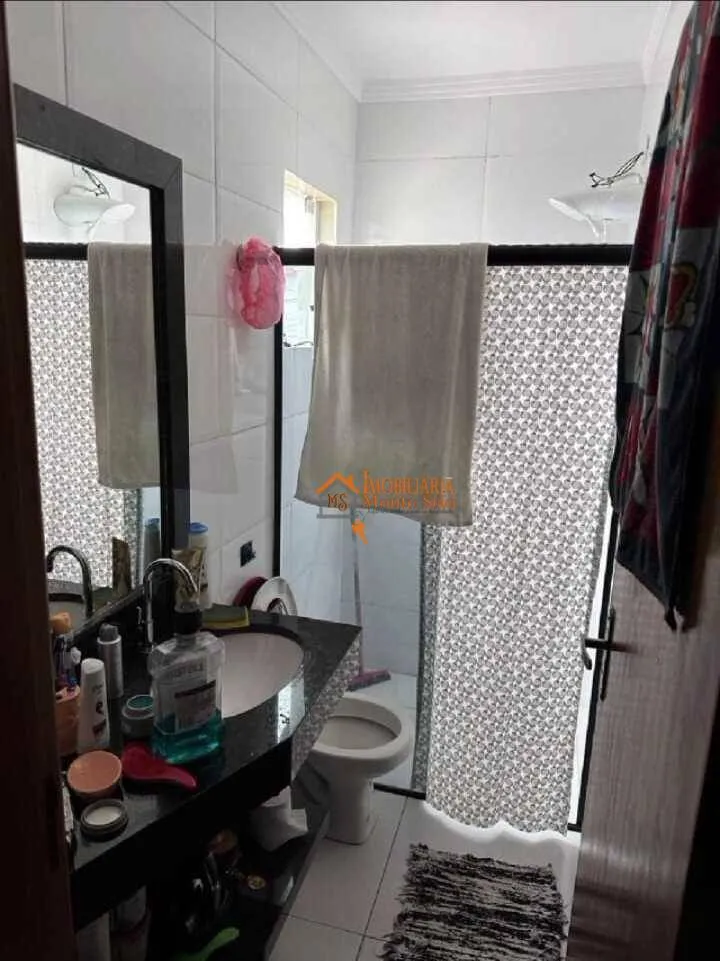 Imagem Sobrado com 3 dormitórios à venda, 200 m² por R$ 630.000,00 - Bonsucesso - Guarulhos/SP