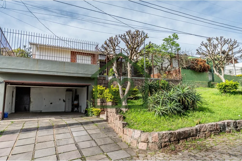 Imagem Descubra o lar dos seus sonhos em Santa Tereza, Porto Alegre!* 
 
Apresentamos uma incrível Casa no...