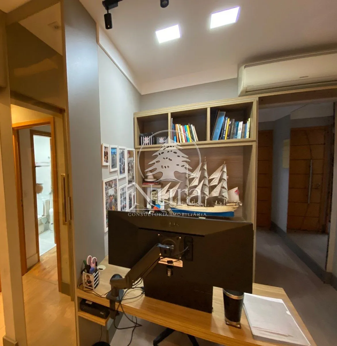 Imagem Apartamento de 2 quartos, 80m² no bairro Ponta da Praia, em Santos