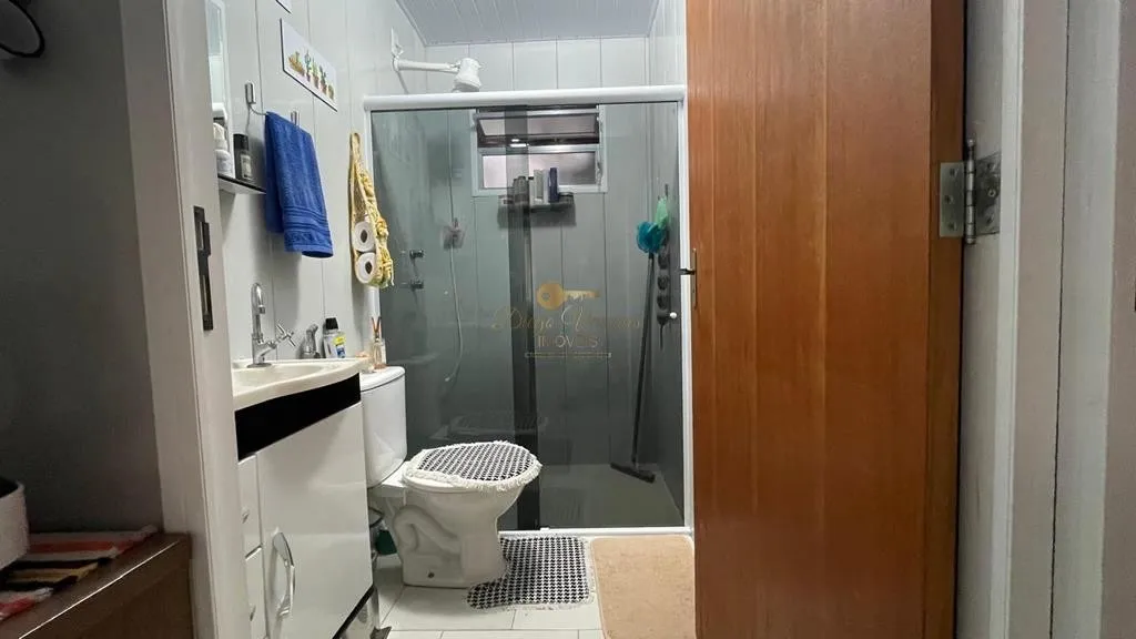 Imagem Casa em Condomínio para Venda em Teresópolis / RJ no bairro Granja Florestal