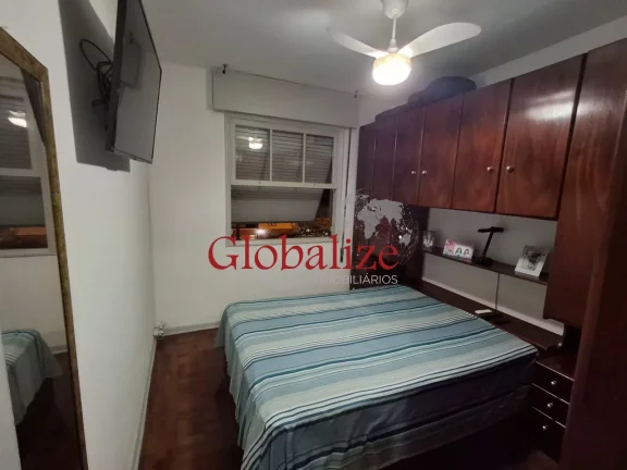 Imagem Apartamento à venda com 66,7m², 2 quartos, sala ampla, vaga coletiva por R350.000,00 no Embaré em Santos