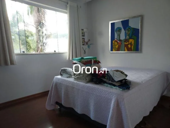 Imagem Sobrado com 4 dormitórios à venda, 390 m² por R$ 2.000.000,00 - Setor Jaó - Goiânia/GO