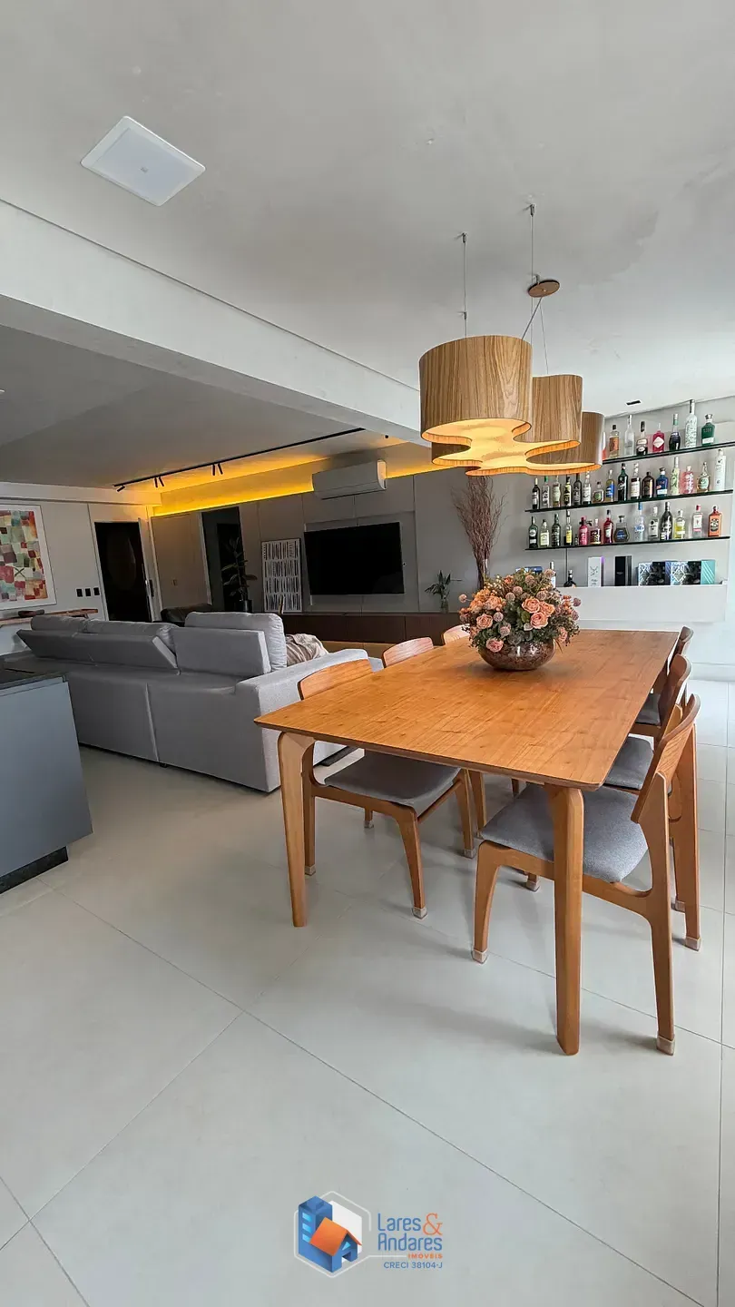 Imagem Apartamento para venda em Moema com 3 quartos, sendo 3 suítes, 160m²