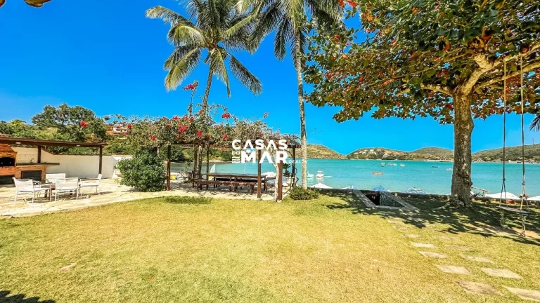 Imagem Casa Frente Mar para Temporada em Armação dos Búzios / RJ no bairro Ferradura