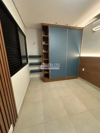 Imagem Apartamento de 3 dormitórios com área de lazer completa no Condomínio Residencial Mônaco no bairro Santa Maria, em Uberaba