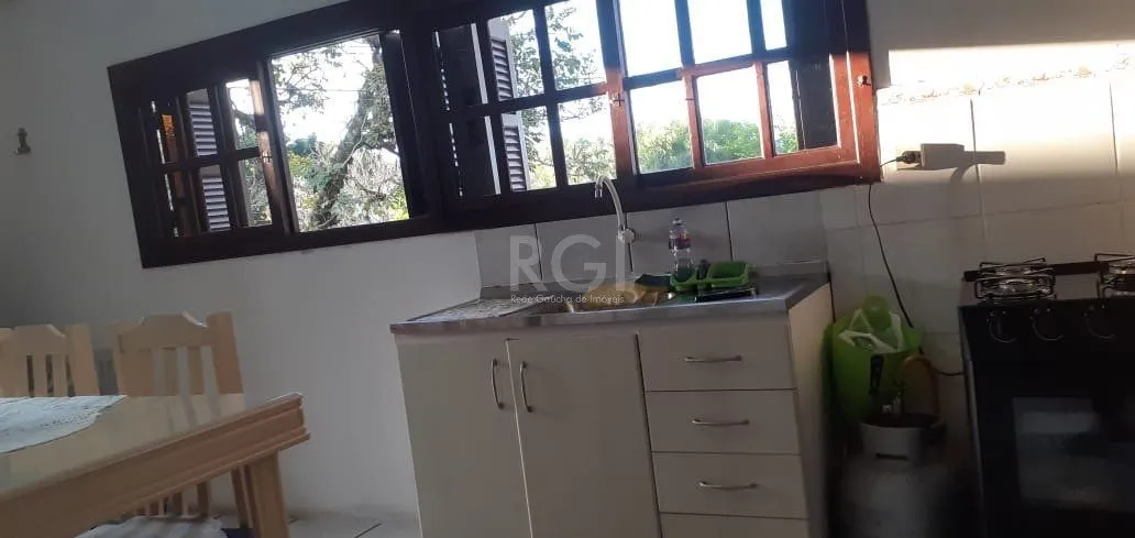 Imagem Casa para Venda - 80m², 3 dormitórios, 2 vagas - Espirito Santo