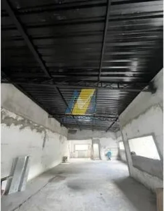 Imagem Galpão Industrial com 600m², Trifásico e Acesso para Caminhão
