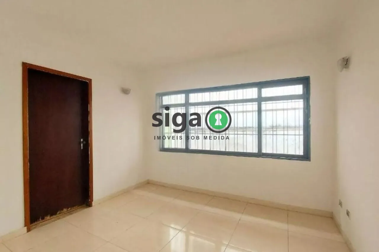 Imagem Casa a venda 3 dormitórios, 1 suíte, 4 vagas - Jardim Londrina -SP