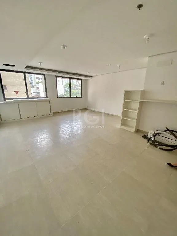 Imagem Sala Para comprar Com 44 m² por R$ 580.000,00 - Auxiliadora - Porto Alegre/RS