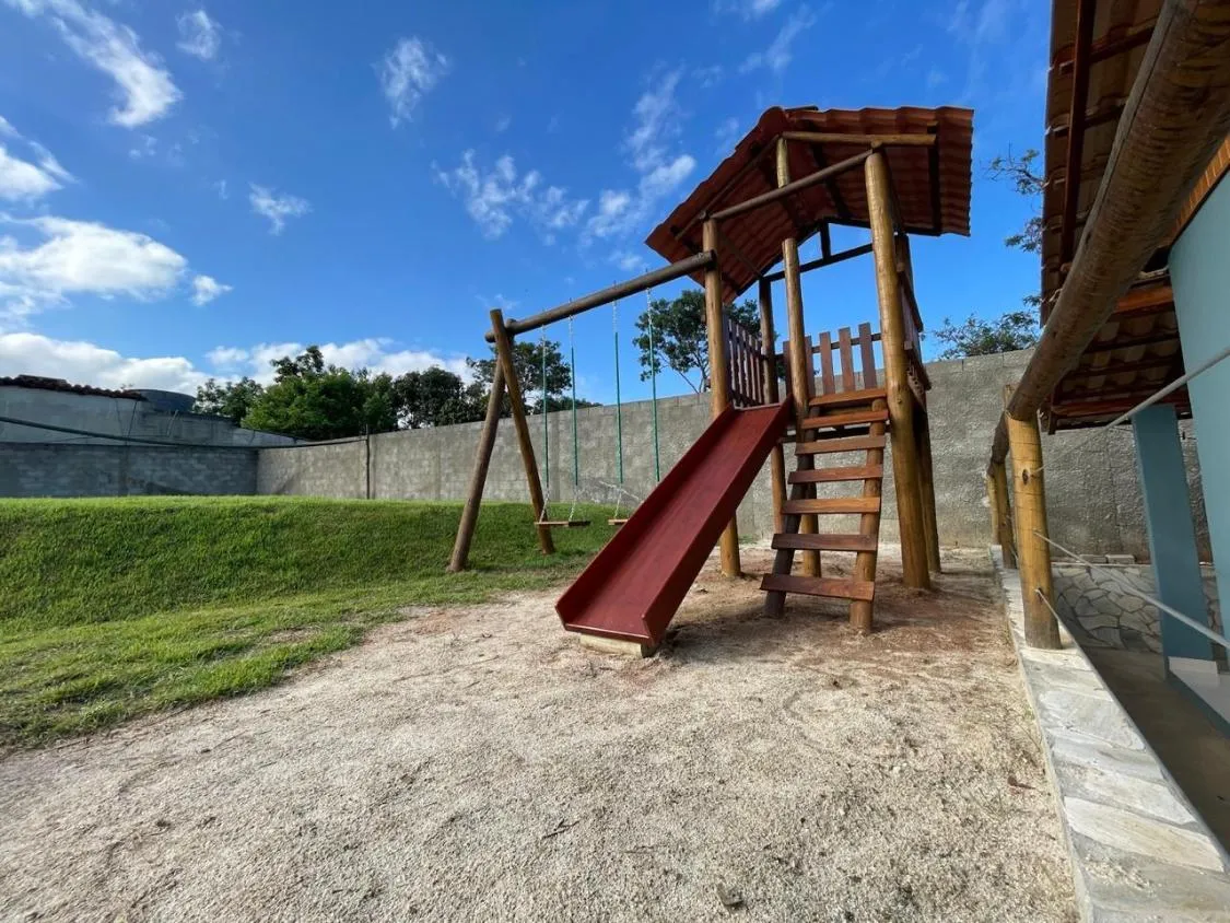Imagem VENDE-SE EXCELENTE CHÁCARA EM ESMERALDAS / com 3.000 m² de terreno