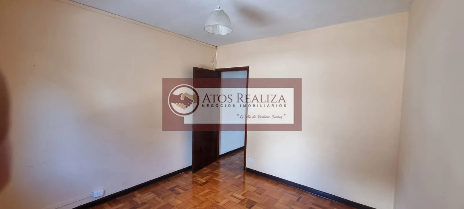 Imagem Sobrado à Venda no Jardim Santa Helena, SP - 3 Dorms, 178m²
