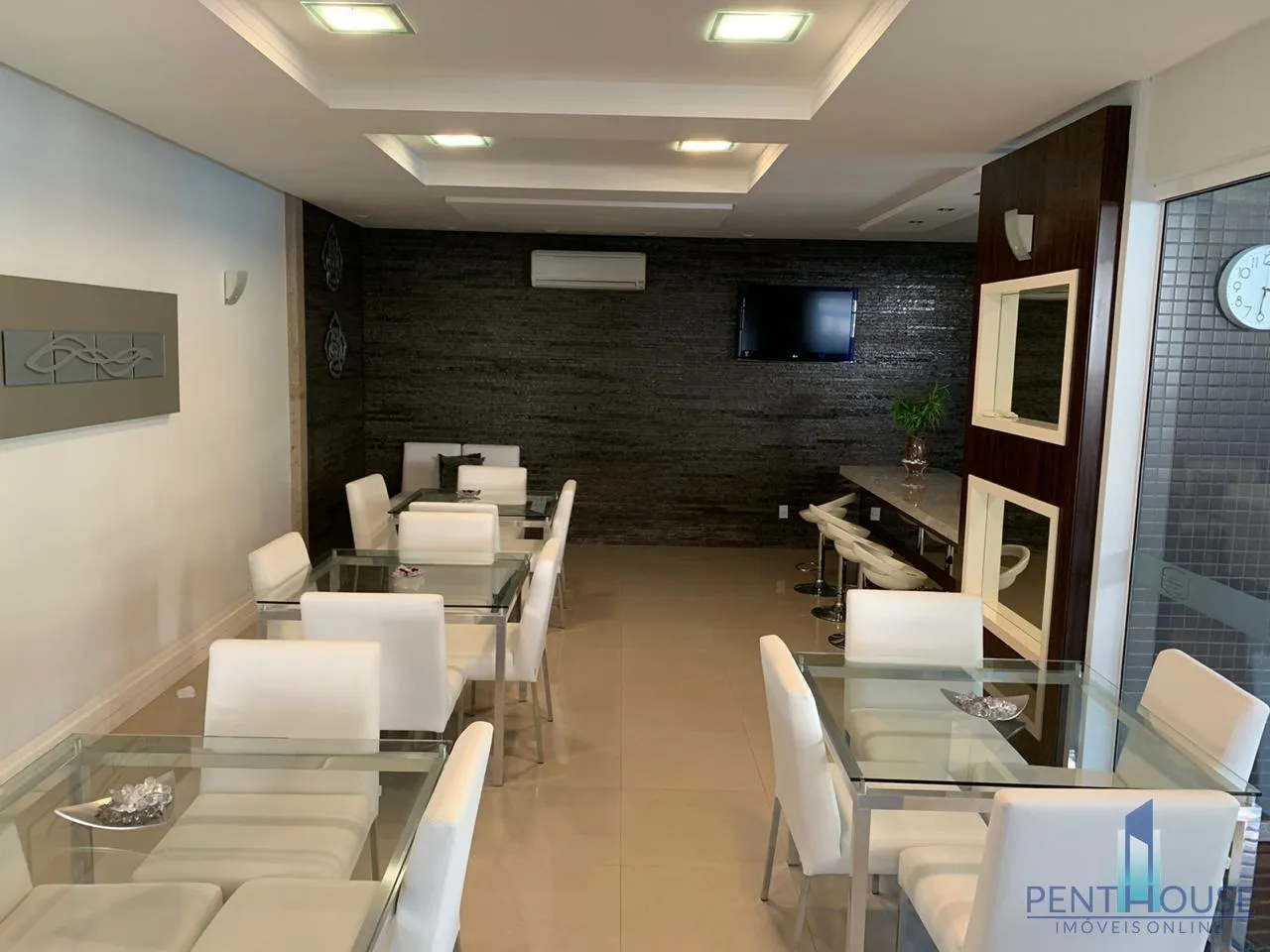 Imagem Apartamento Zona Central para Venda em Balneário Camboriú, CENTRO, 2 dormitórios, 2 suítes, 3 banheiros, 2 vagas