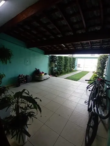Imagem Vendo está casa ou troco por casa em condomínio