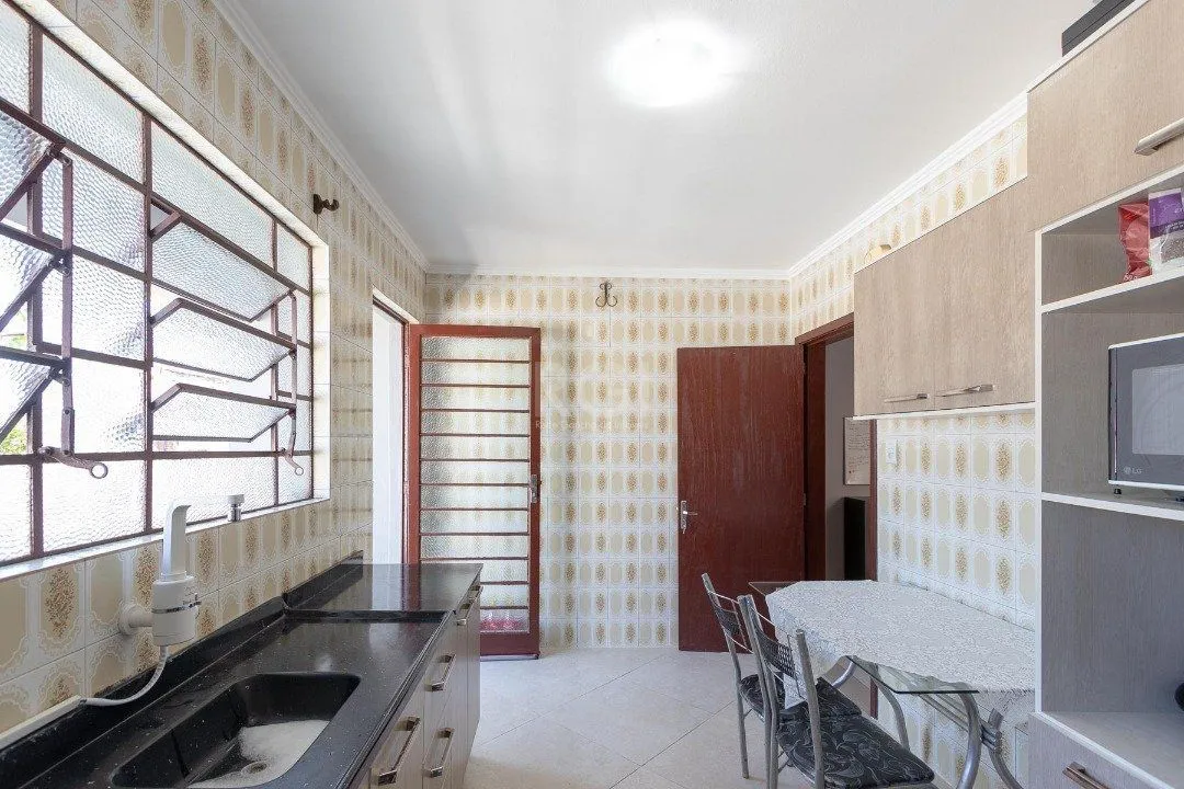 Imagem Casa para Venda - 176m², 4 dormitórios, sendo 1 suíte, 3 vagas - Espirito Santo