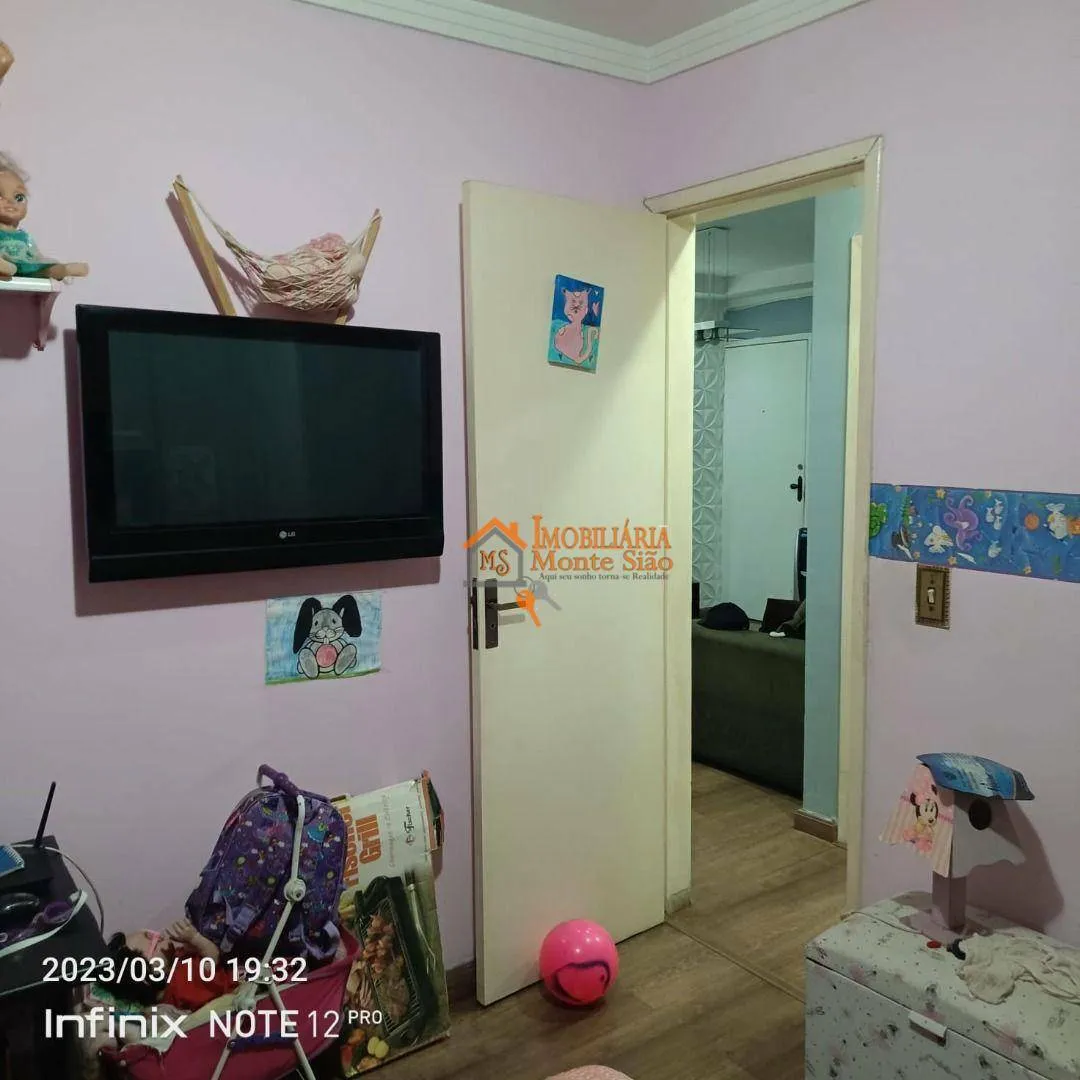 Imagem Apartamento com 2 dormitórios à venda, 47 m² por R$ 220.000,00 - Jardim Santo Expedito - Guarulhos/SP